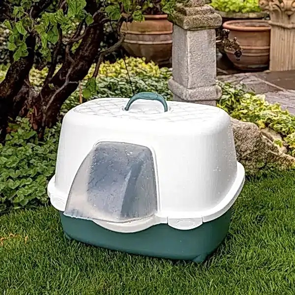 Stefanplast Tres Chic Dış Mekan Kapalı Kedi Tuvaleti Yeşil Beyaz